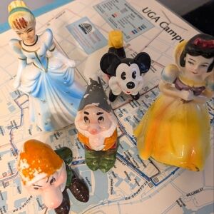 5 Disney Porcelain figurines